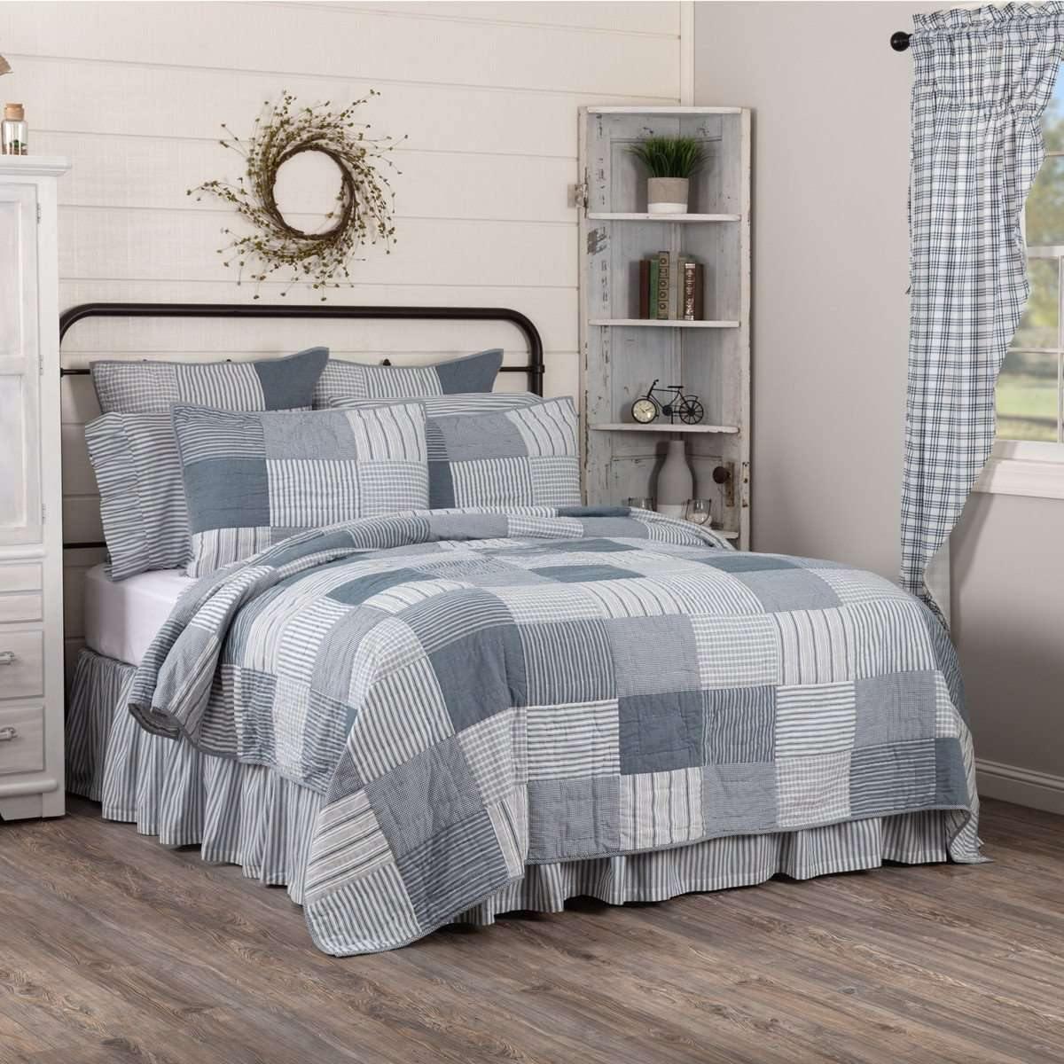 Sawyer Mill Blue Queen Quilt 90Wx90L VHC Brands - The Fox Decor