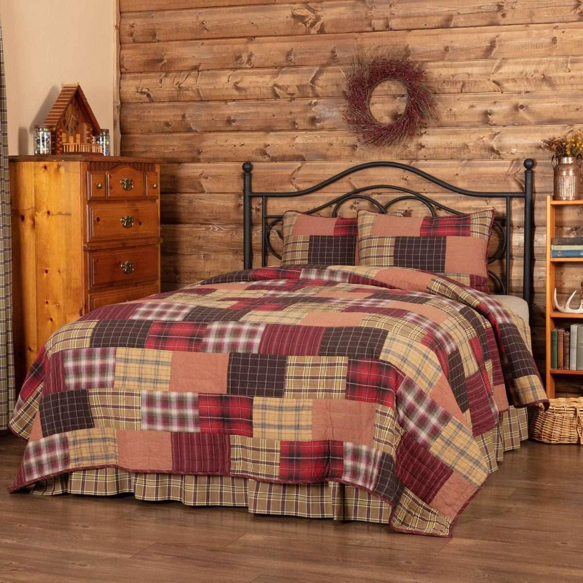 Wyatt California King Quilt Set; 1-Quilt 130Wx115L w/2 Shams 21x37 VHC Brands - The Fox Decor