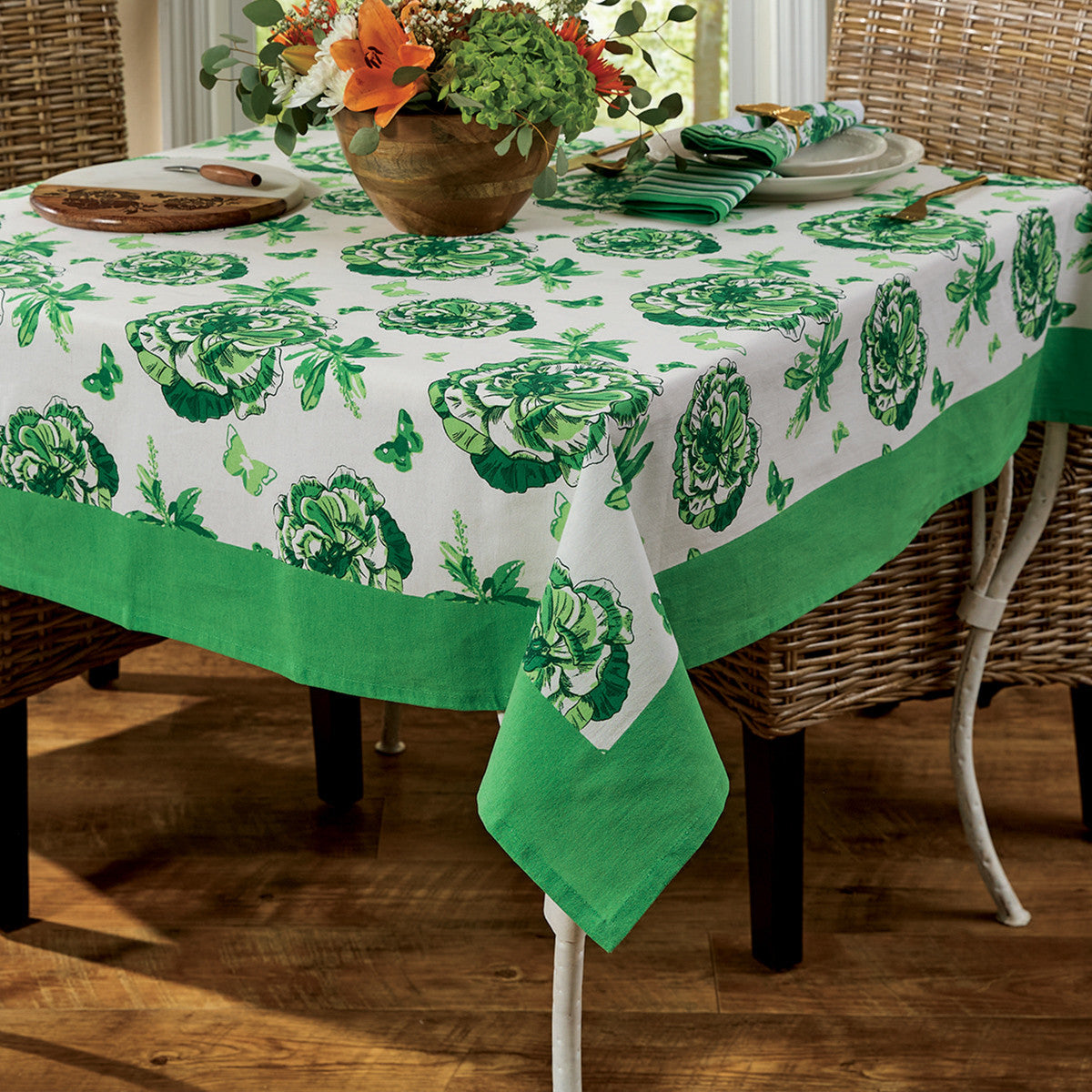 Patricia Heaton Home Florals And Flitters Tablecloth 54" X 54" Green Set of 2 Park Designs