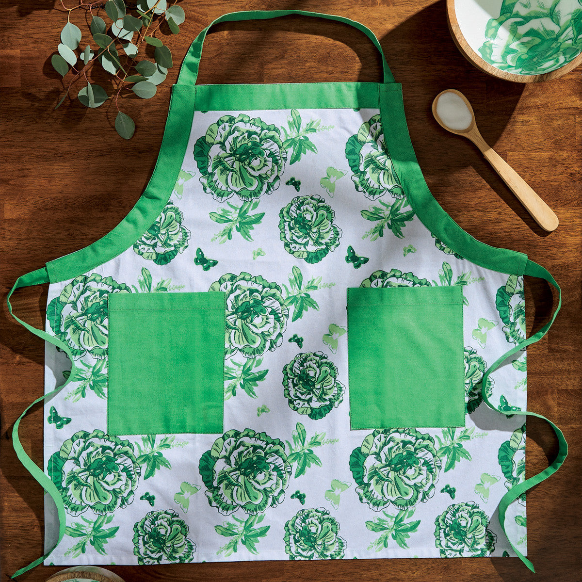 Patricia Heaton Home Florals And Flitters Apron Green Set of 2 Park Designs