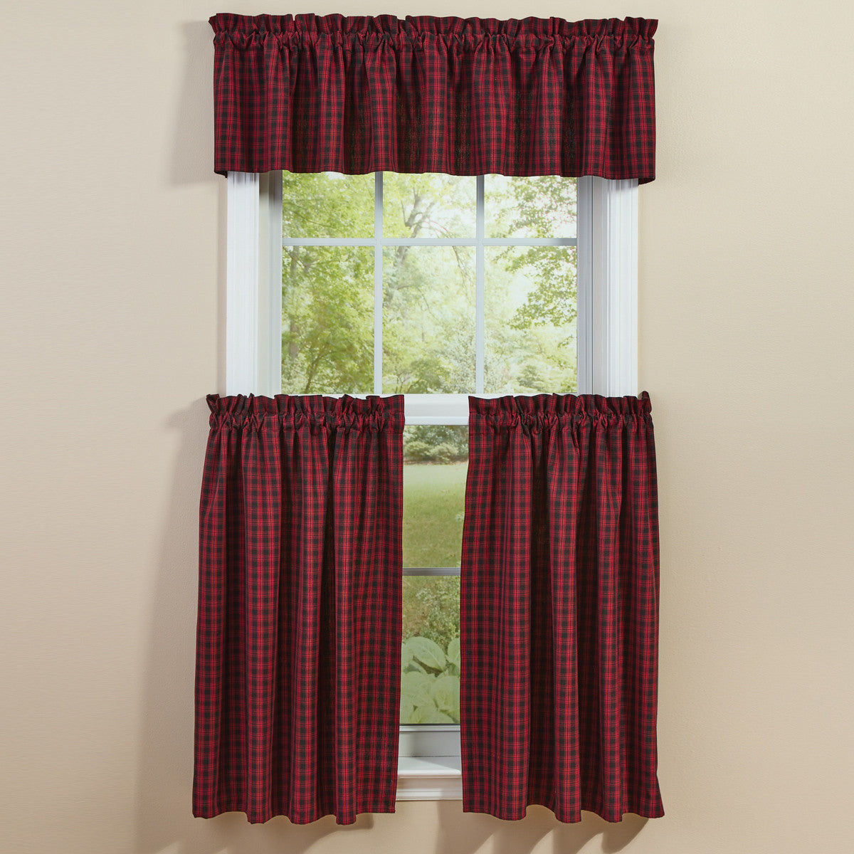 Black Bear Red Dawn Tiers 36" L Set of 2 - Park Designs