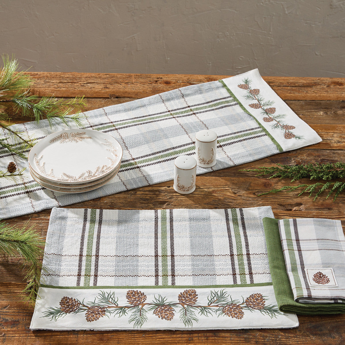 Ponderosa Pine Table Runner 54" L Set of 2 - Park Designs