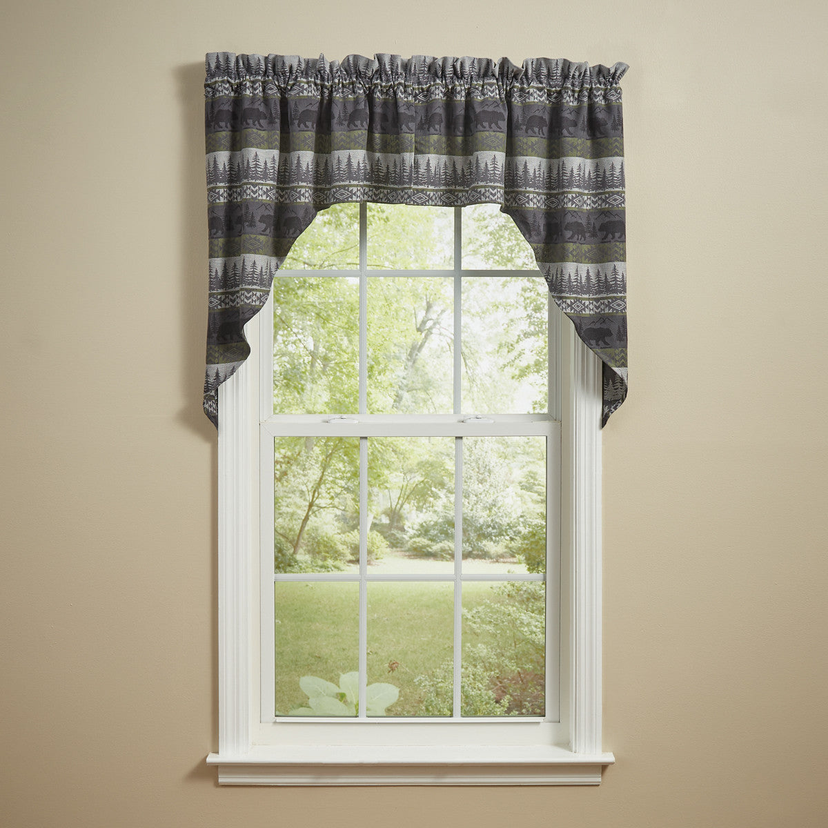 Green Mountain Bear Swags 36