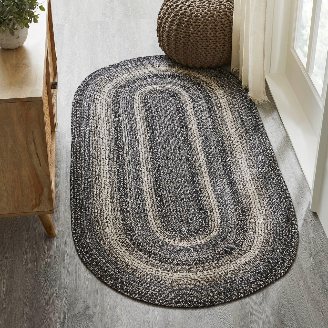 Sawyer Mill Black and Gray Braided Oval Rug with Included Rug Pad