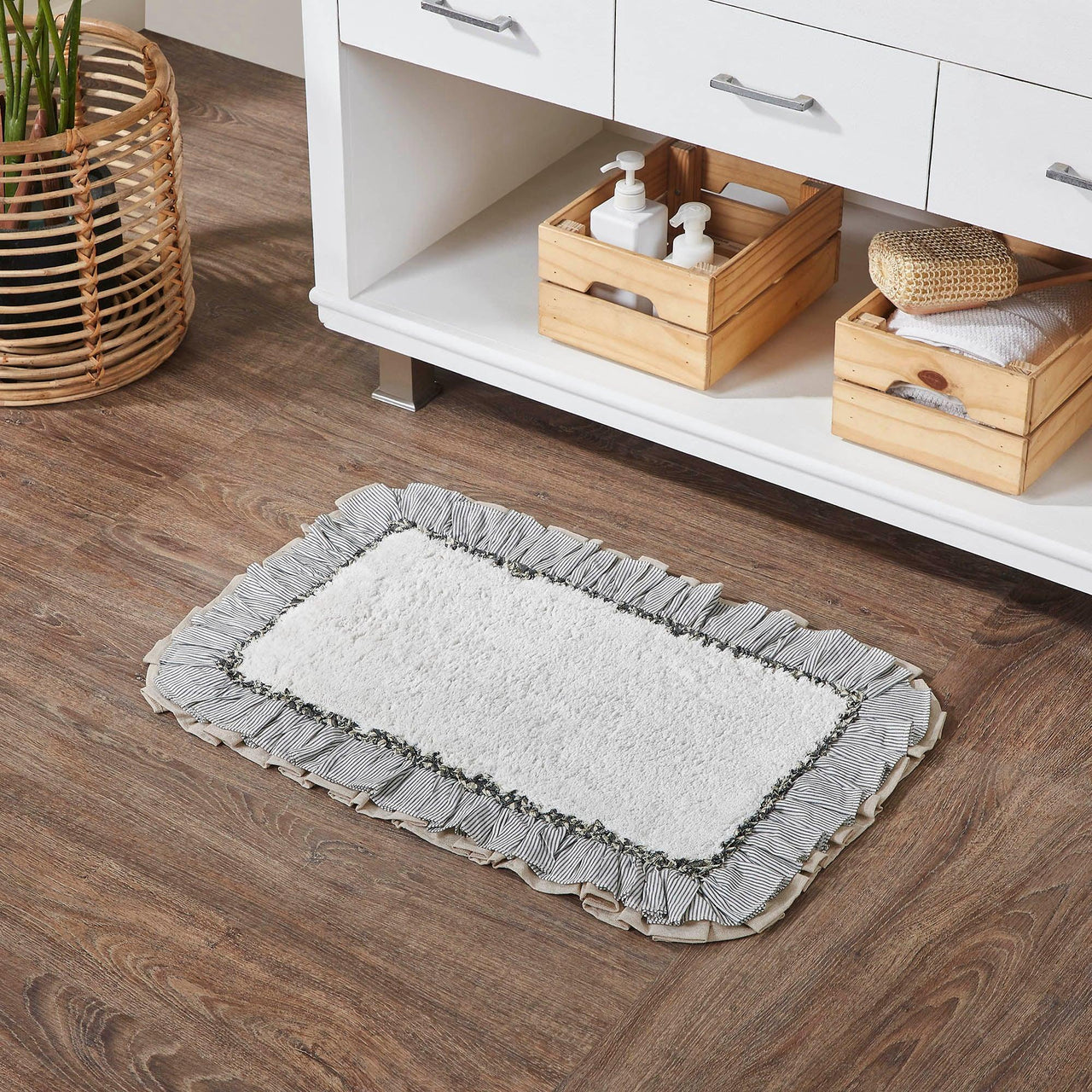 Ashmont Bathmat 20x30 - The Fox Decor