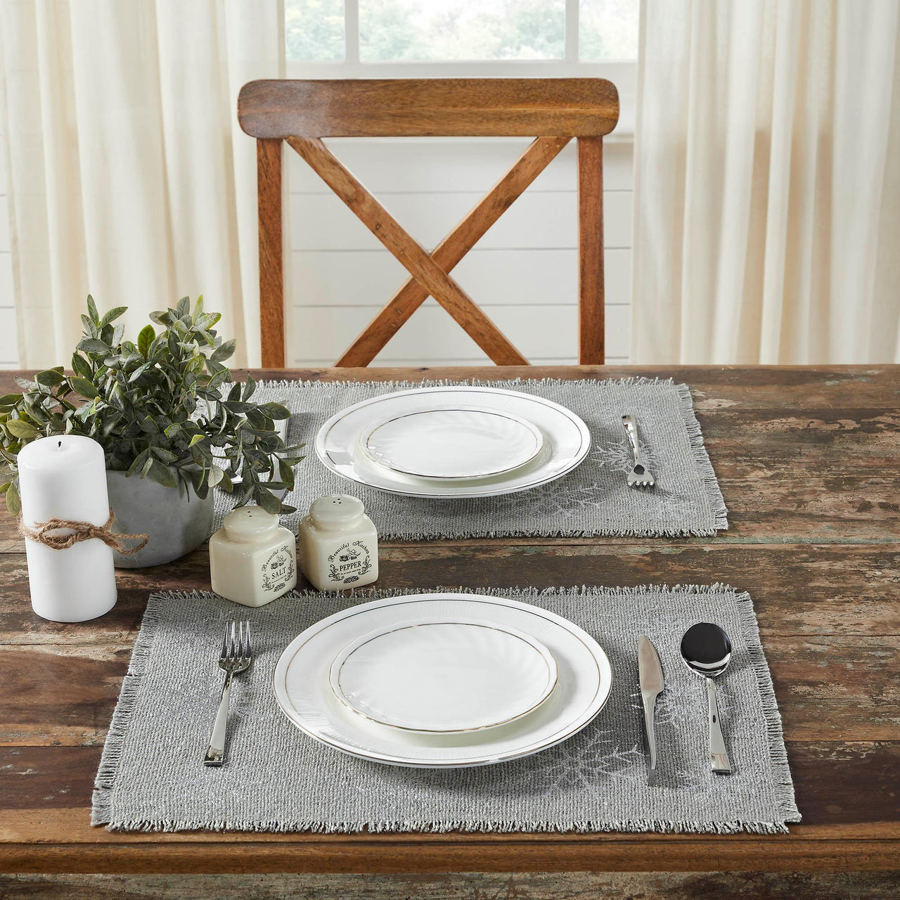 Yuletide Burlap Dove Grey Snowflake Placemat Set of 2 13x19 - The Fox Decor