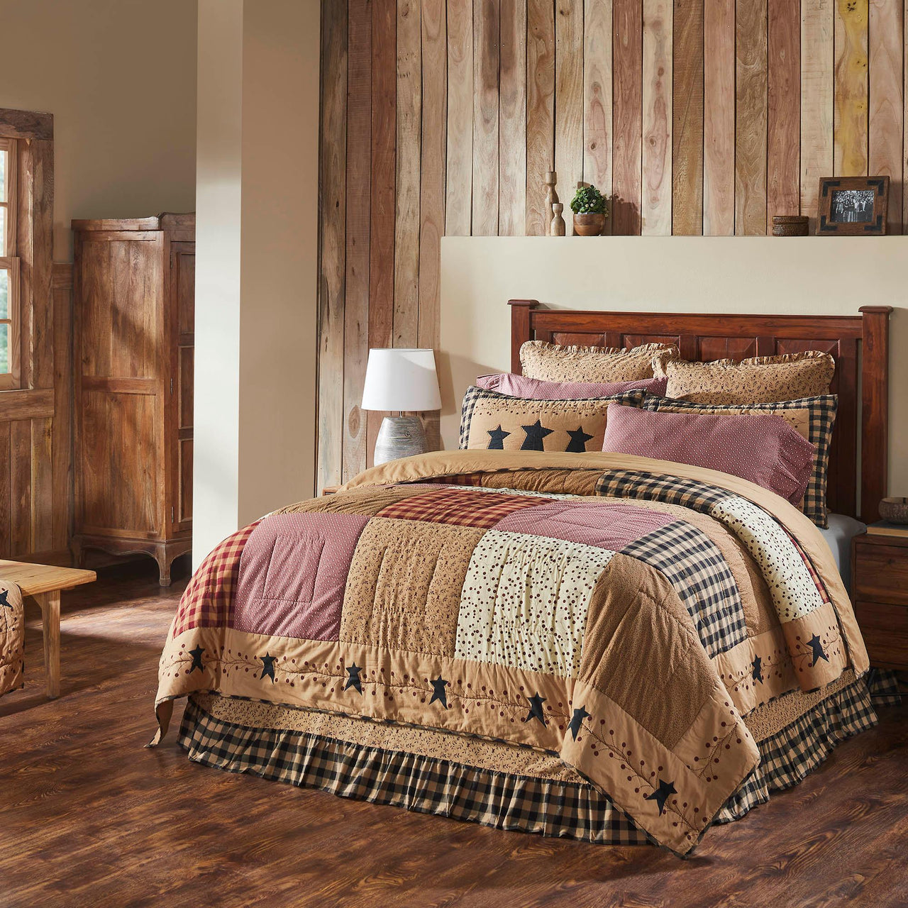 Pip Vinestar Queen Quilt 94Wx94L - The Fox Decor