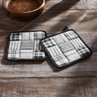 Sawyer Mill Black Pot Holder Set of 2 8x8 - The Fox Decor