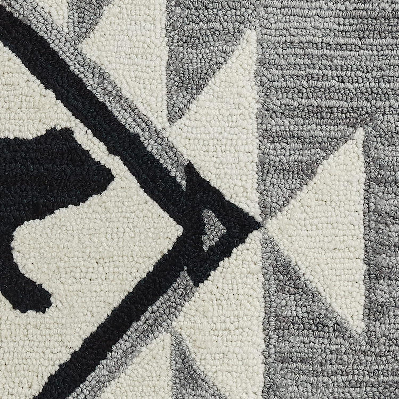 Tribal Hooked Rug 2' x 3' Black, Gray Park Designs - The Fox Decor