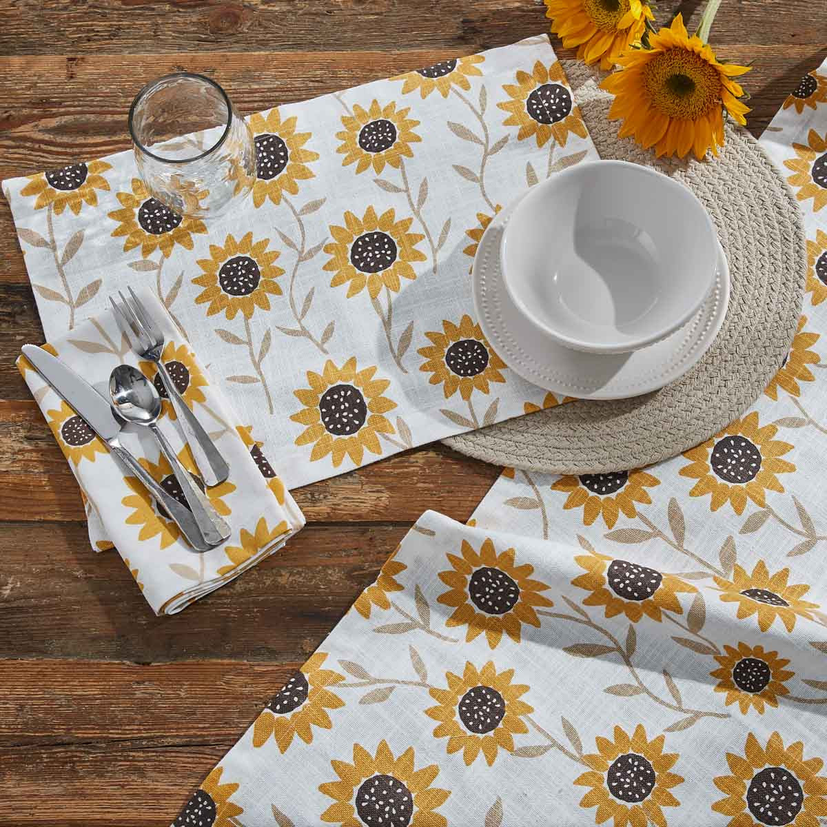 Sunflower Print Table Runner - Park Designs