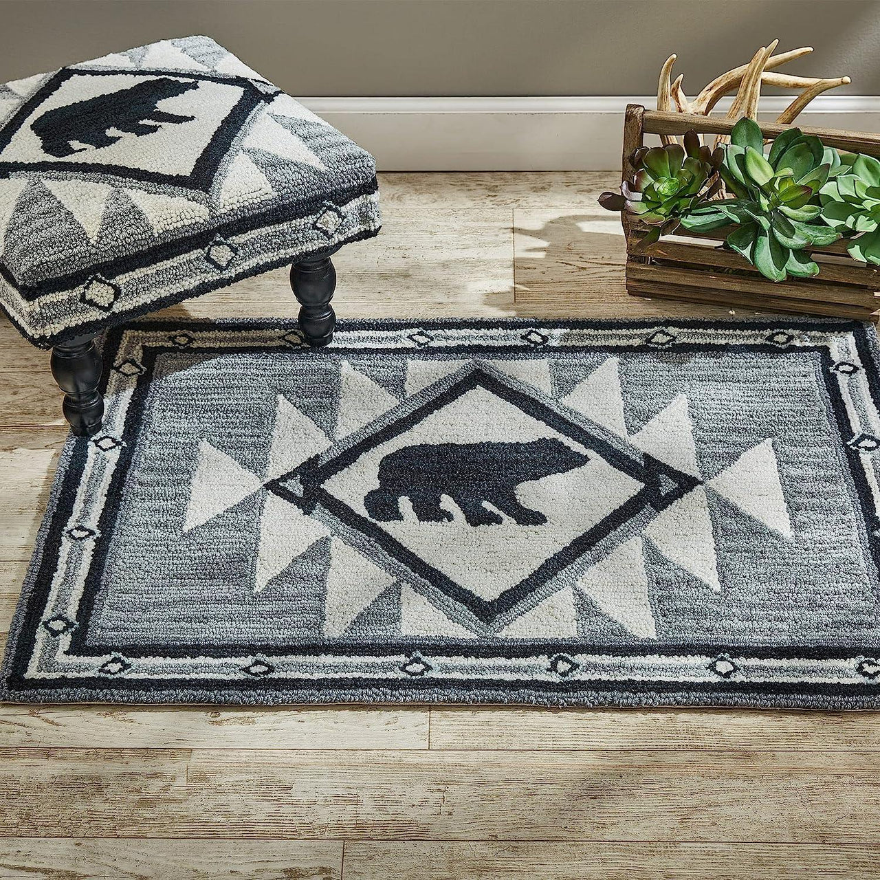 Tribal Hooked Rug 2' x 3' Black, Gray Park Designs