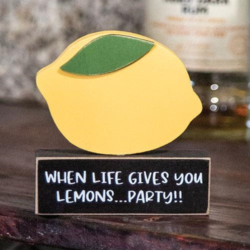 Lemon on When Life Gives You Lemons Sitter