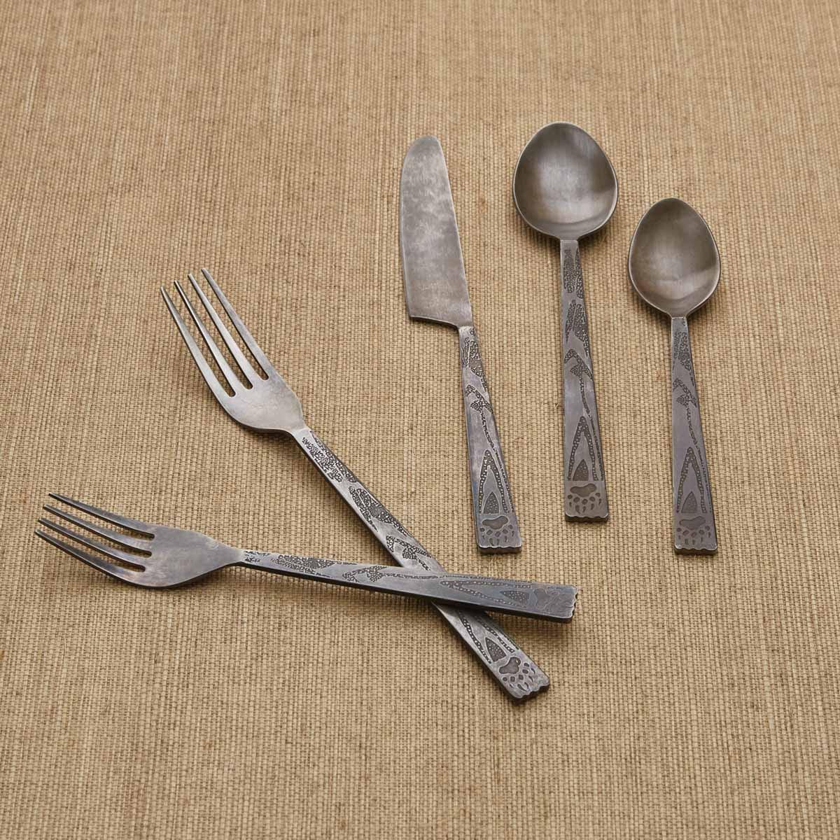 Bear Tracks Flatware 5-Piece Silverware Set - Park Designs - The Fox Decor