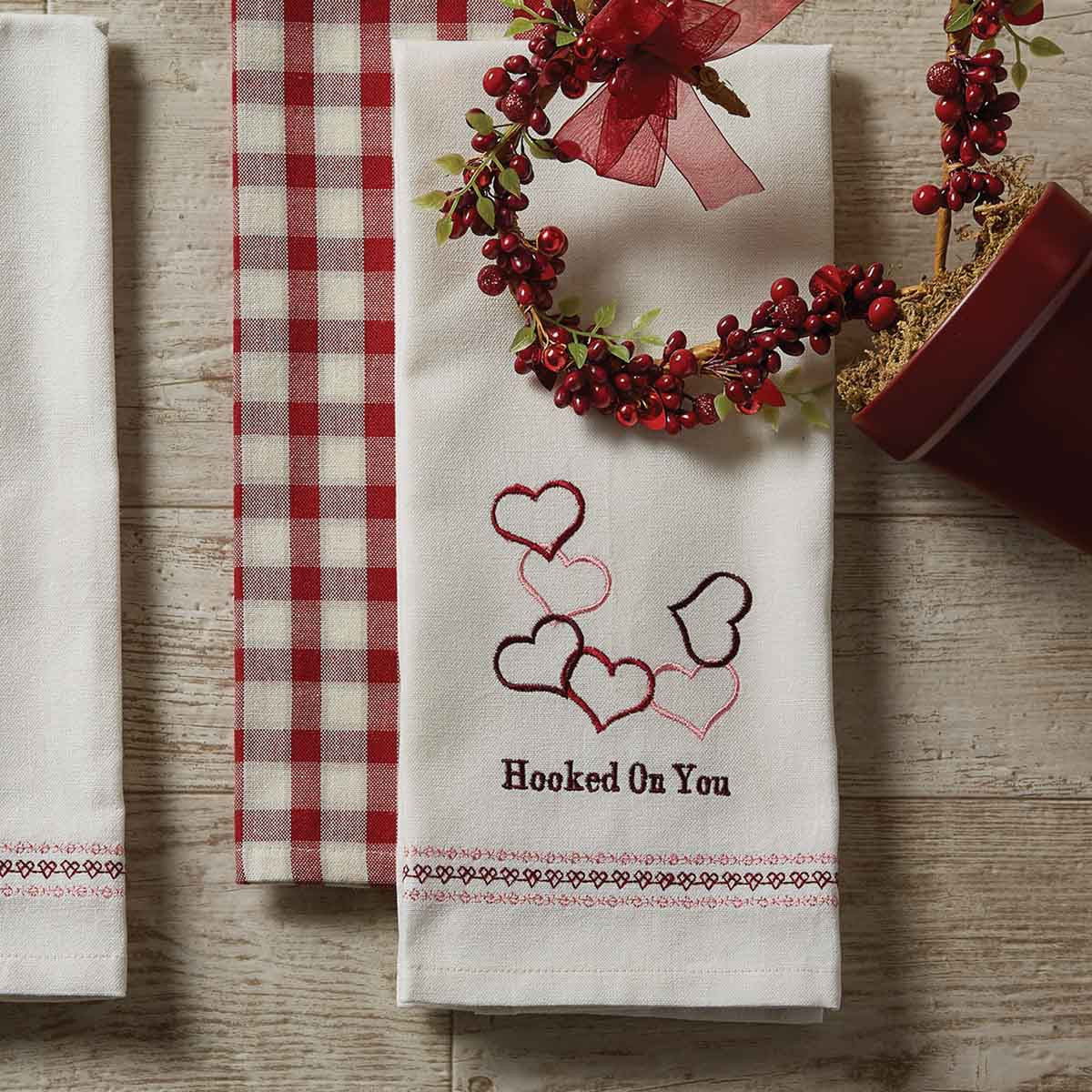 Hooked On You Valentine Dishtowel Set of 2 Park Designs