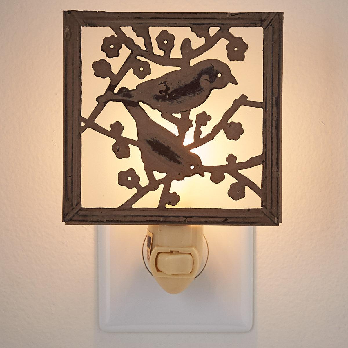 Backyard Birds Night Light - Park Designs