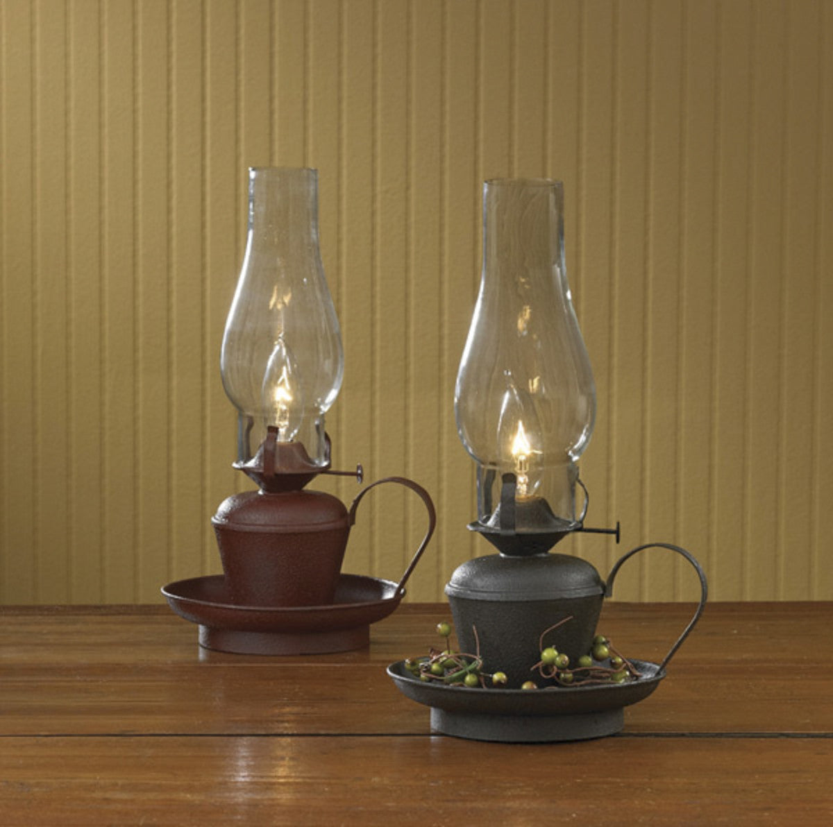 Oil Lamp - Black 14" Park Designs