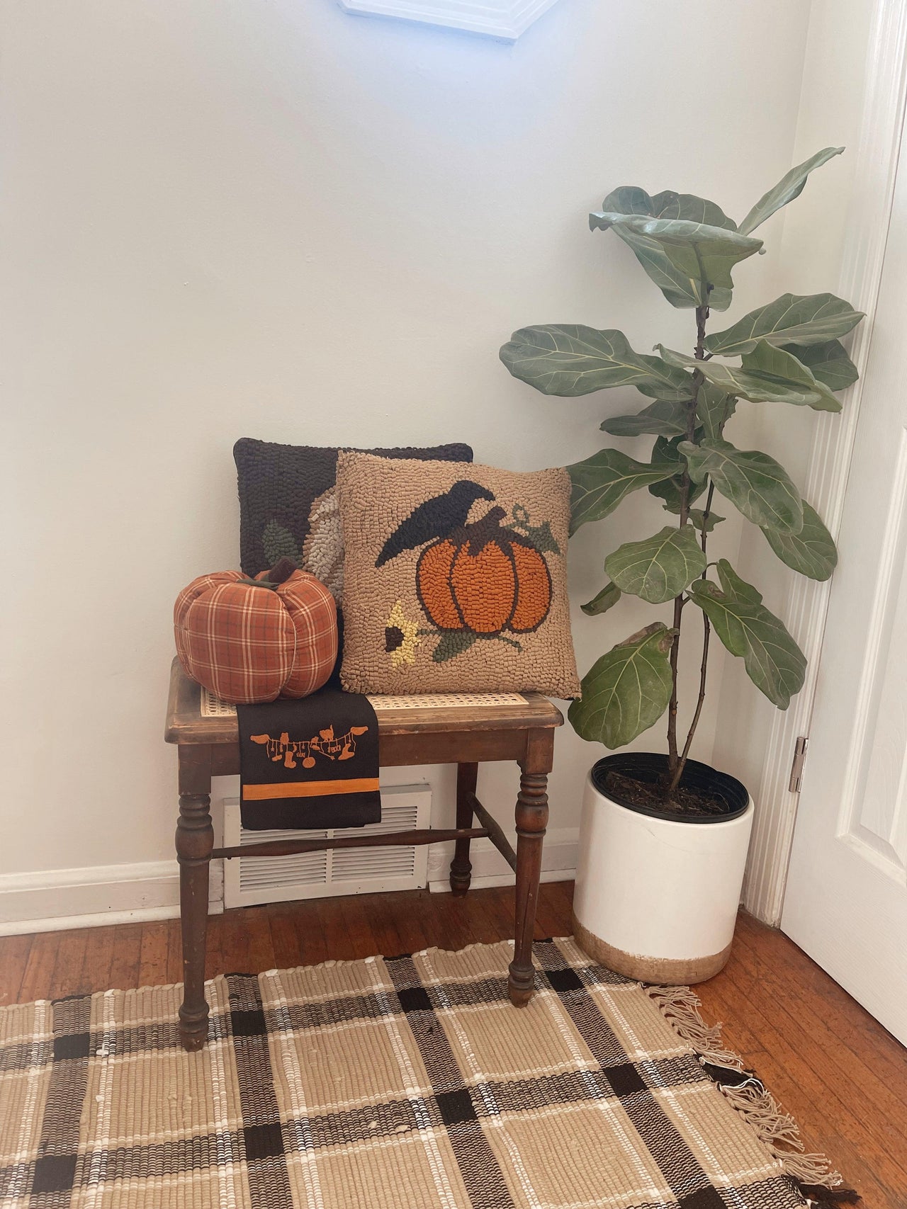 Halloween Garland Set of two ETGD6700 - The Fox Decor
