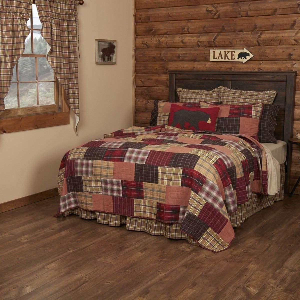 Wyatt King Quilt 105Wx95L VHC Brands