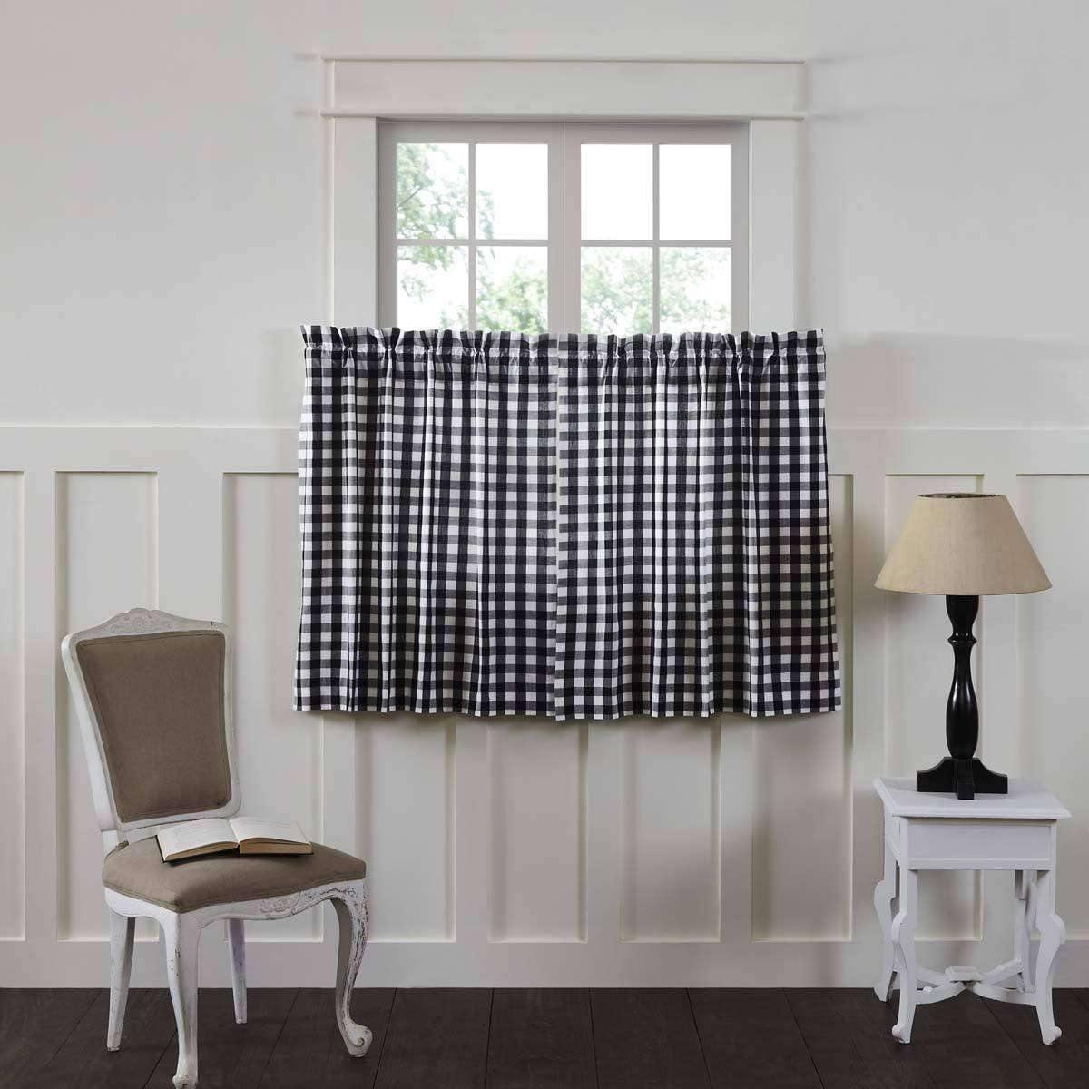 Annie Buffalo Black Check Tier Set of 2 L36xW36