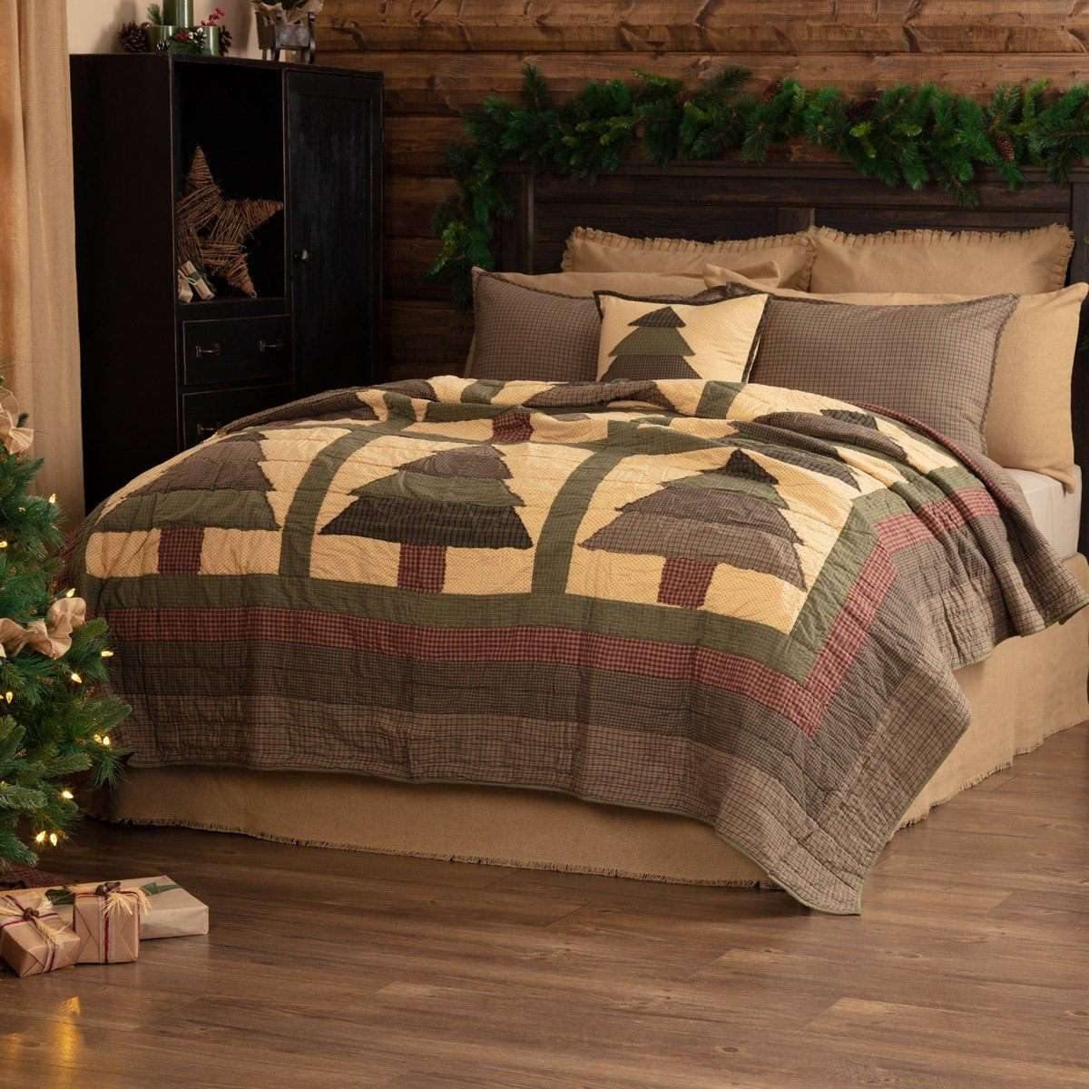 Sequoia Queen Quilt 90Wx90L VHC Brands - The Fox Decor