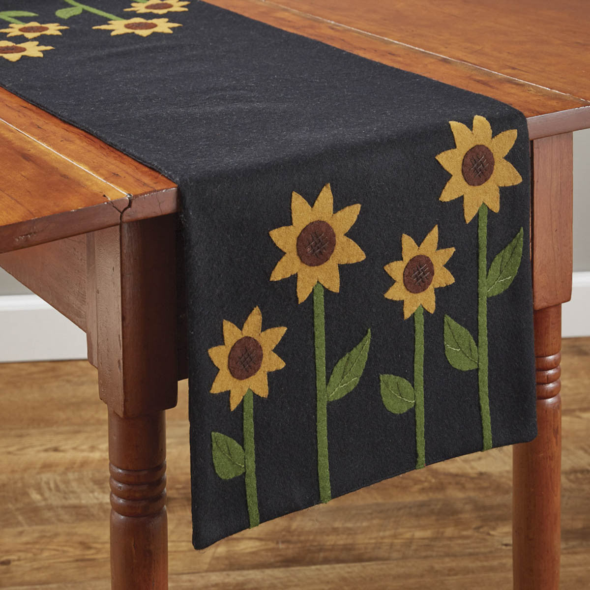 Sunflower In Bloom Felt Table Runner Park Designs
