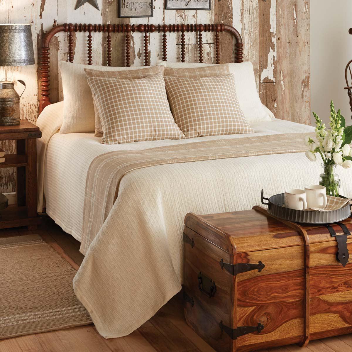 Farmington Queen Bedspread - Cream 94x108 - Park Designs