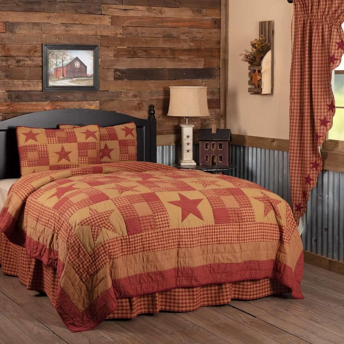 Ninepatch Star California King Quilt Set; 1-Quilt 130Wx115L w/2 Shams 21x37 VHC Brands