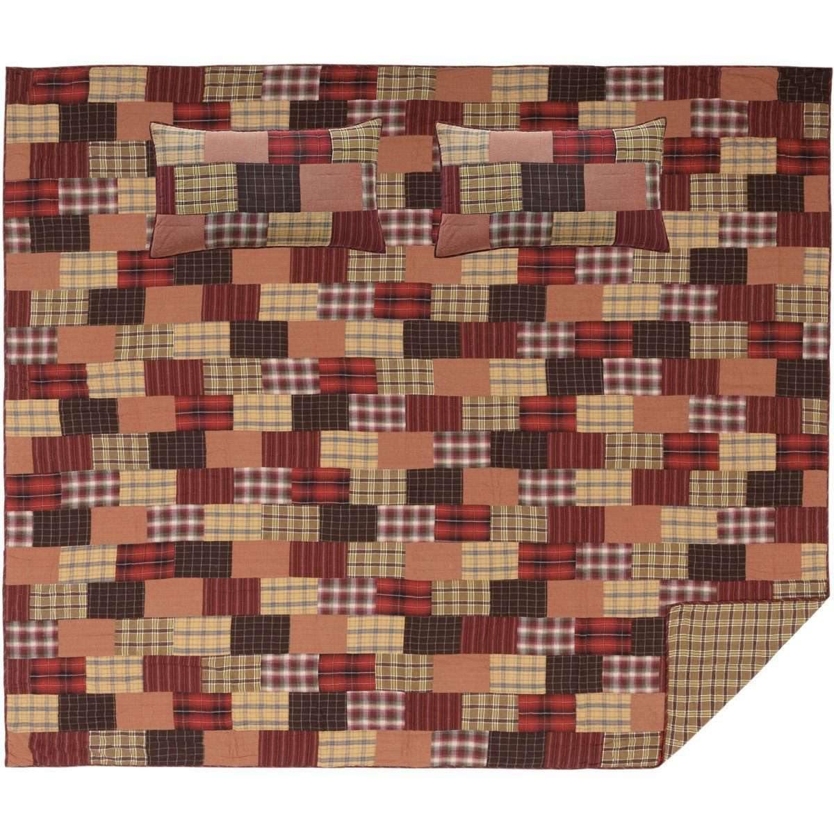Wyatt California King Quilt Set; 1-Quilt 130Wx115L w/2 Shams 21x37 VHC Brands full