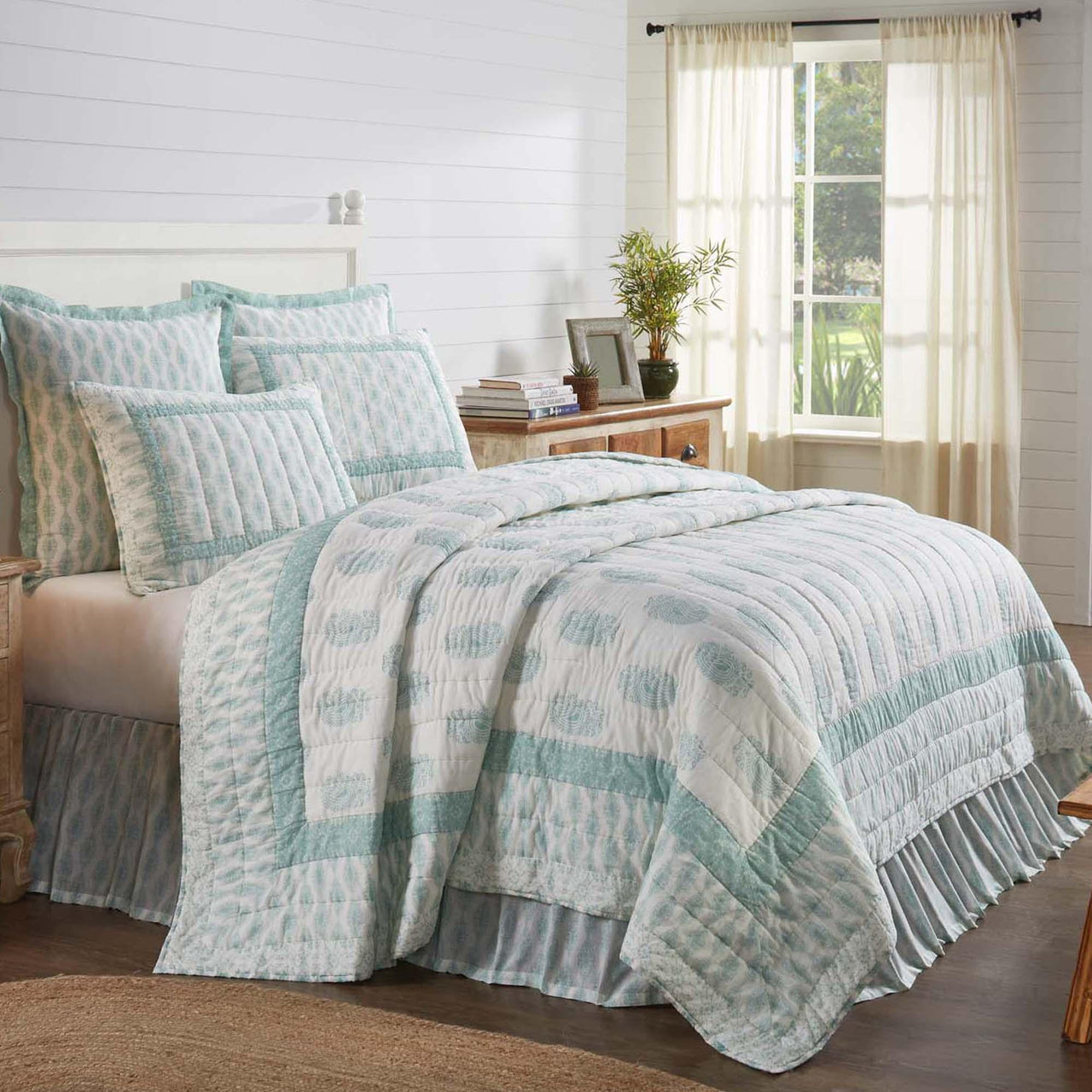 Avani Sea Glass Luxury King Quilt 120Wx105L VHC Brands - The Fox Decor