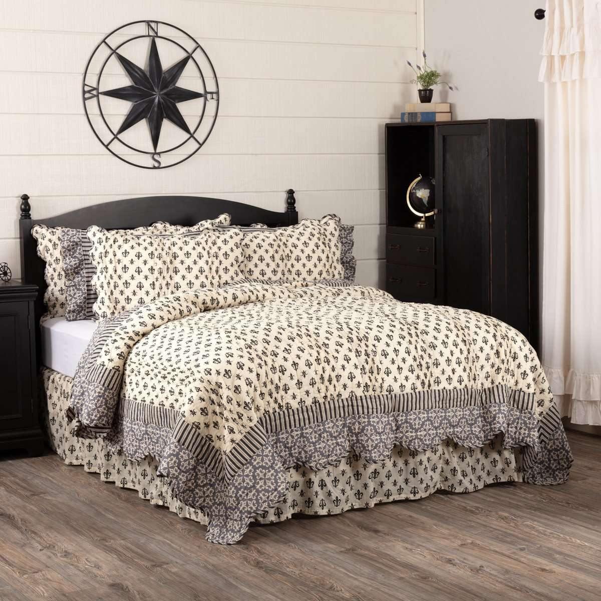 Elysee King Quilt 105Wx95L VHC Brands