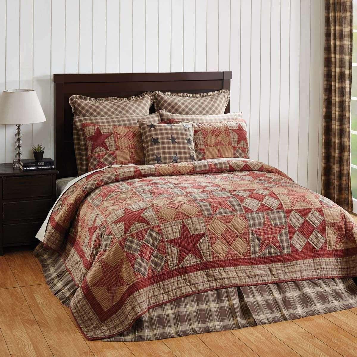 Dawson Star Luxury King Quilt 120Wx105L VHC Brands