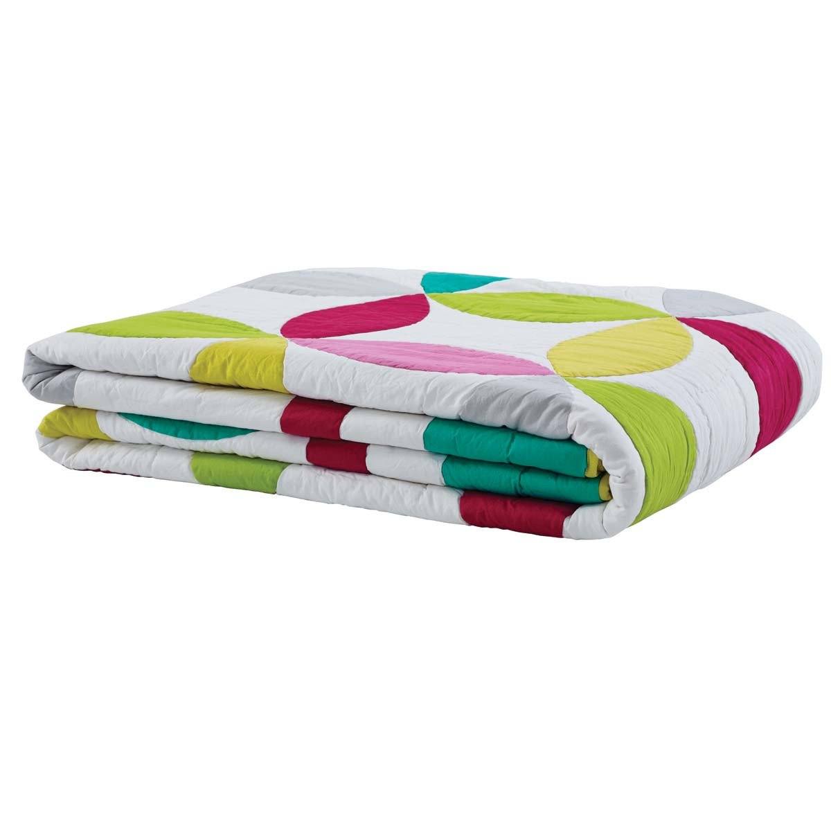 Everly King Set; Quilt 105Wx95L-2 Shams 21x37 VHC Brands folded