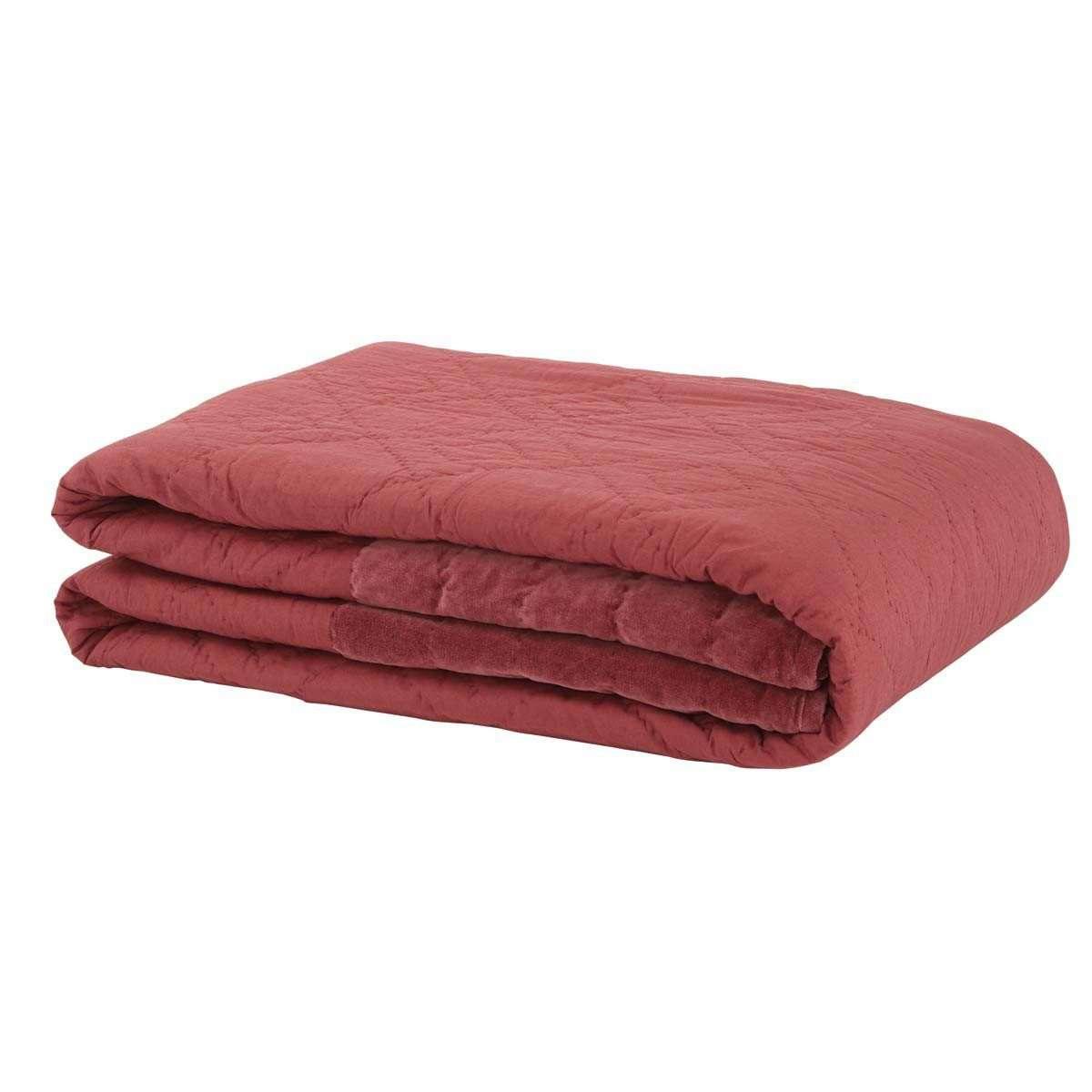 Eleanor Mauve Queen Quilt 90Wx90L VHC Brands folded