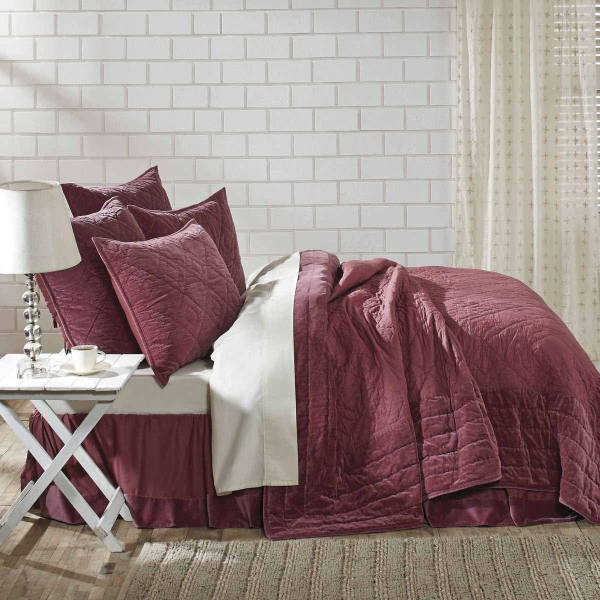 Eleanor Mauve Queen Quilt 90Wx90L VHC Brands