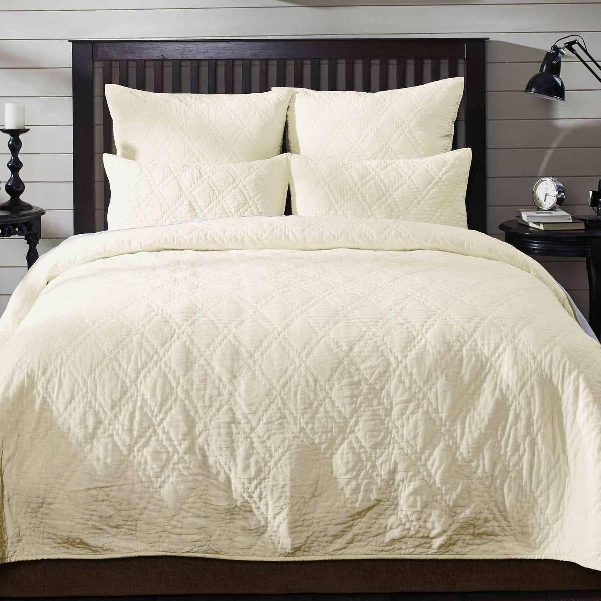 Casey Parchment King Quilt 108Wx92L VHC Brands