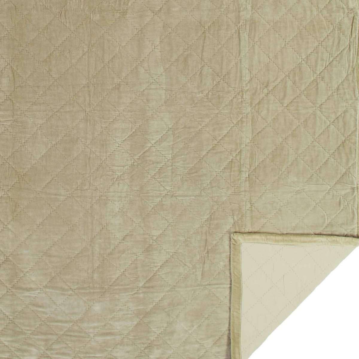 Lydia Taupe Queen Quilt 92Wx92L VHC Brands full