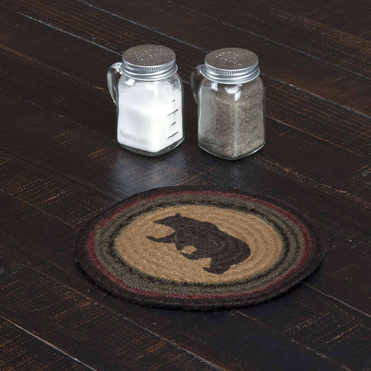 Wyatt Stenciled Bear Jute Trivet 8