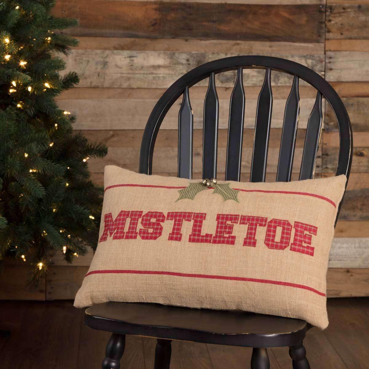 Mistletoe Pillow 14x22