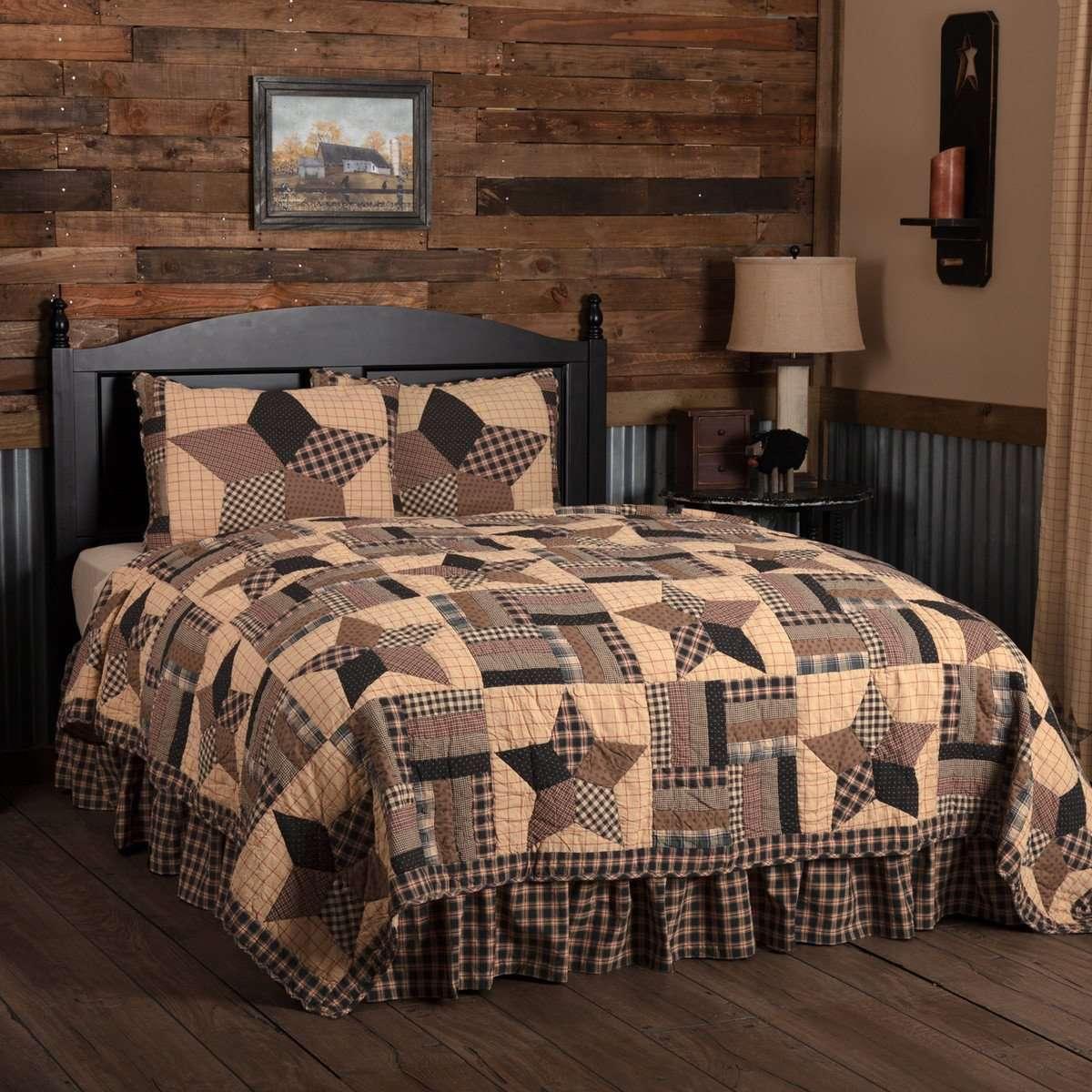 Bingham Star California King Quilt 130Wx115L VHC Brands