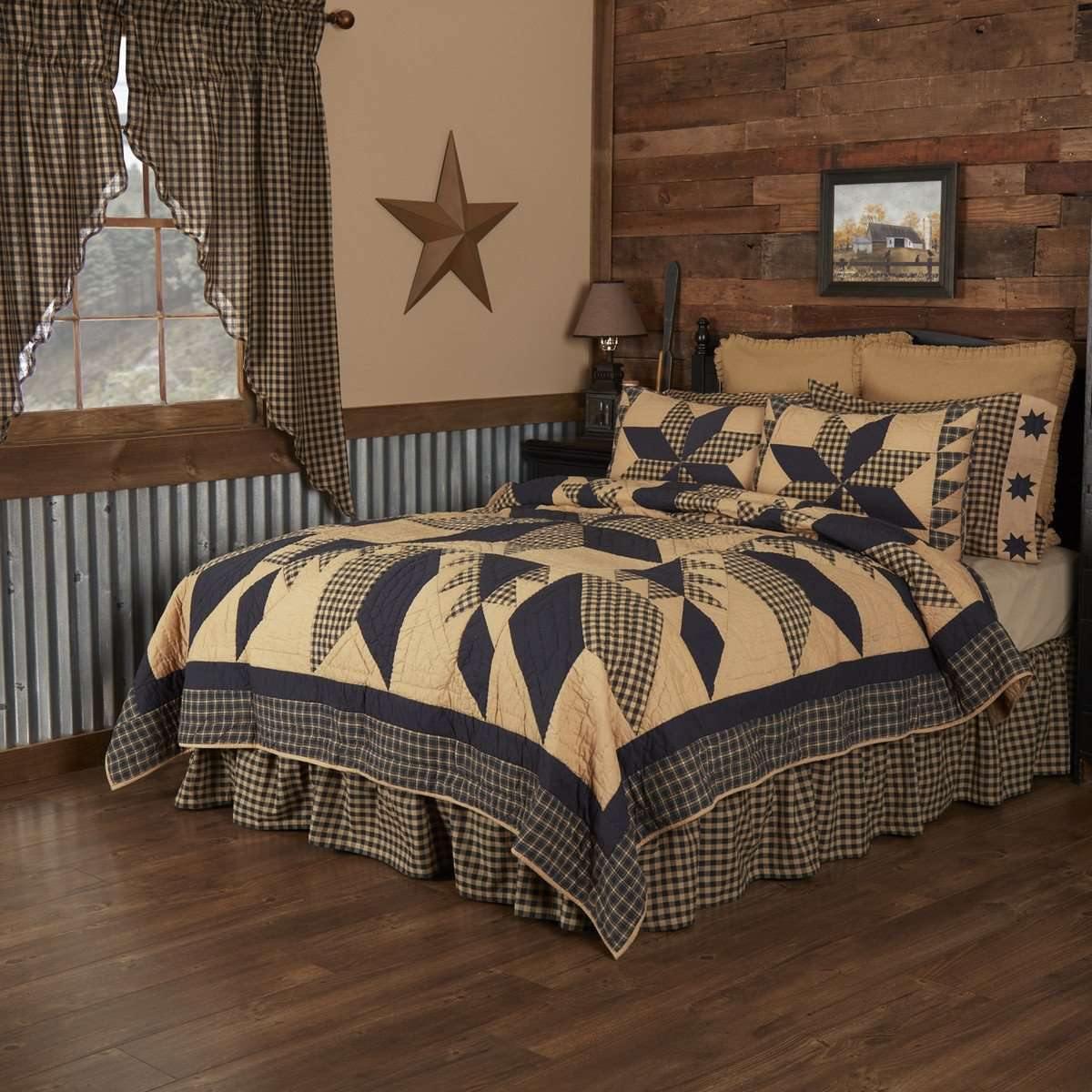 Dakota Star California King Quilt 130Wx115L VHC Brands