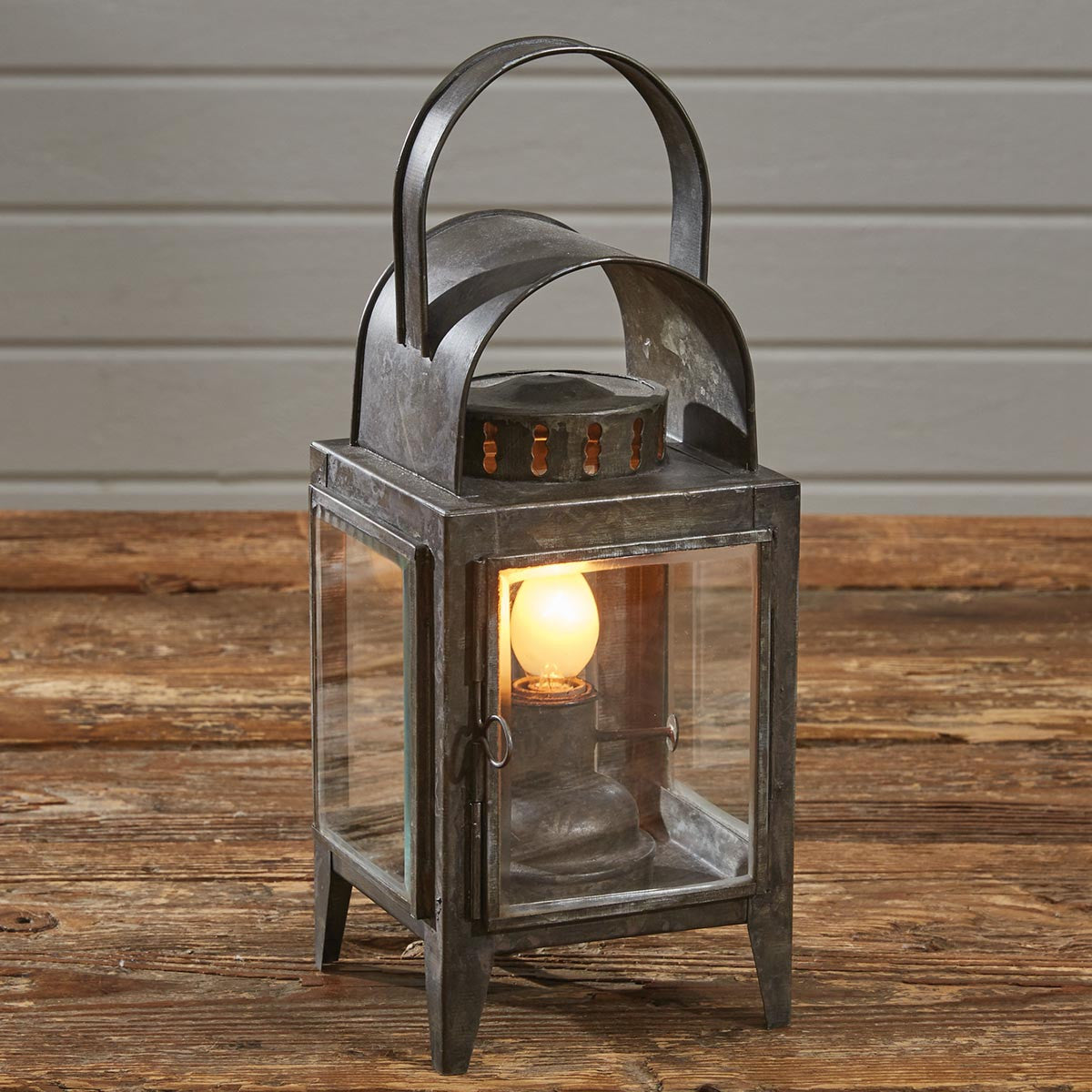 Oil Lantern Bevel Glass Lamp - Park Designs