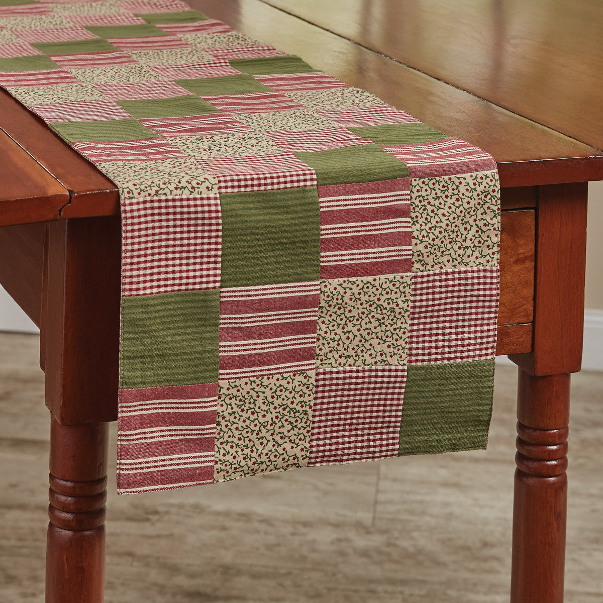 Christmas Memories Table Runners - 54" Park Designs - The Fox Decor