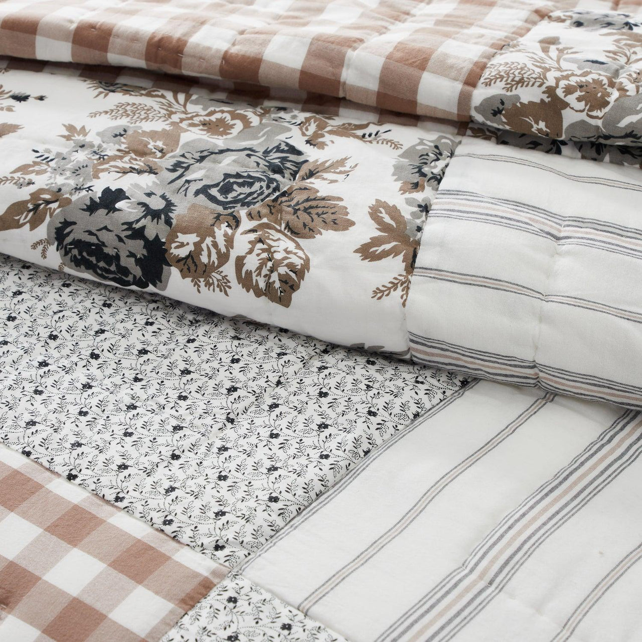 Annie Portabella Floral Patch Luxury King Quilt 120Wx105L VHC Brands - The Fox Decor