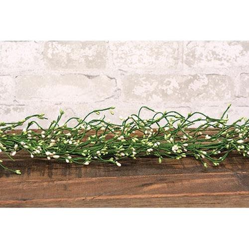 Green Field Pip Berry Garland, 4.5 ft - The Fox Decor