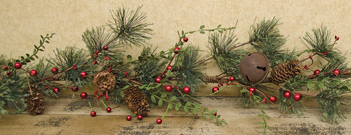 Red Berry Pine Garland - 4ft