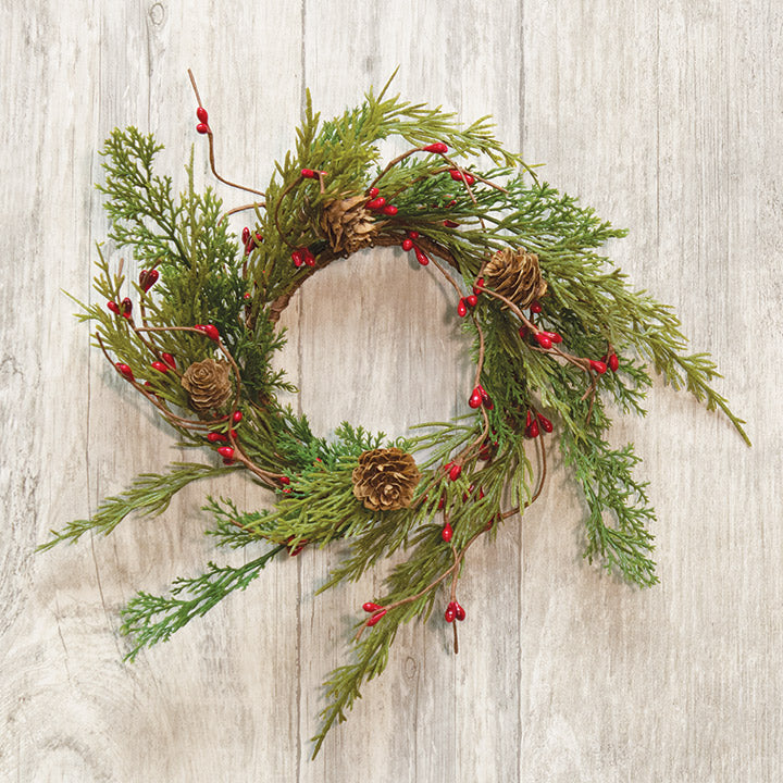 Evergreen Pine w/Red Pips Ring, 3.5"
