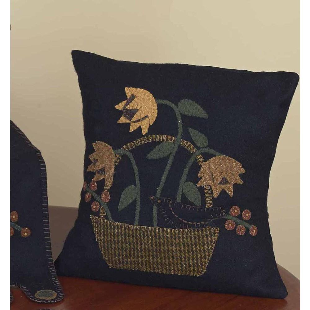 Crow In A Basket Pillow PLAR0059 - The Fox Decor