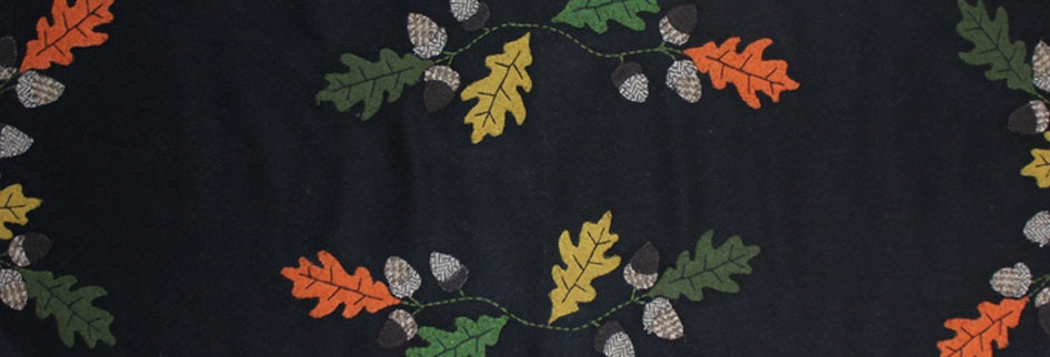 Leaves & Acorns Black Table Runner 45 In T4022010
