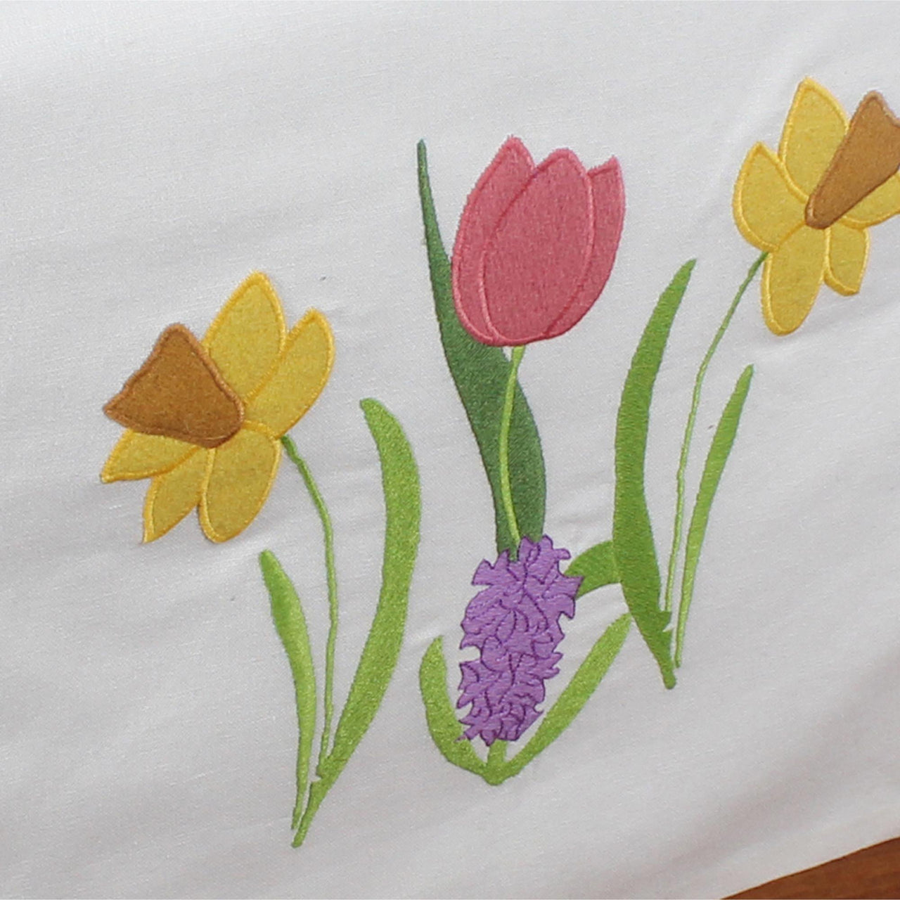 Spring Florals Table Runner TR000040 - The Fox Decor