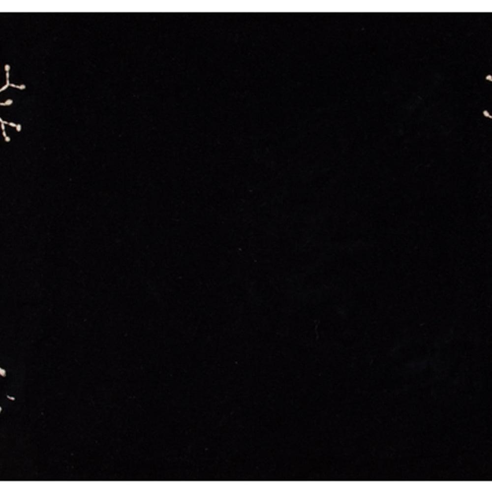 Snow Day Black Table Runner TRRE0225 - The Fox Decor